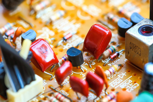 Placa de circuito electrónico de primer plano
  - Foto, imagen