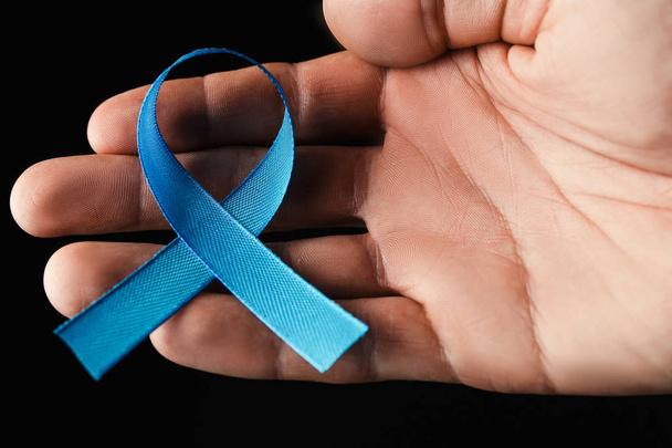Rakovina prostaty stuha, koncept rakoviny tlustého střeva, modrá stuha - Fotografie, Obrázek
