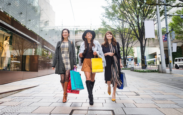 Women shopping in Tokyo - Photo, Image