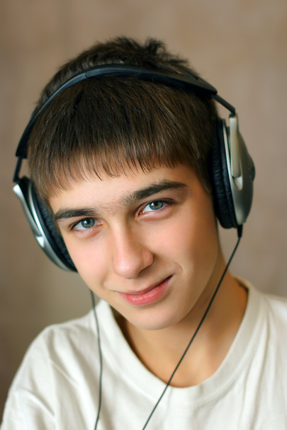 Teenager In Headphones - Foto, imagen
