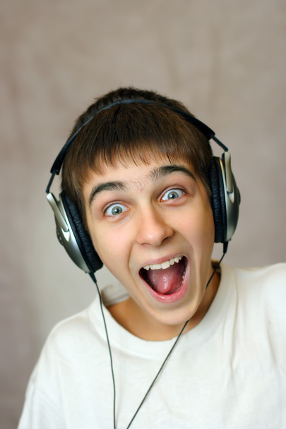 Teenager In Headphones - Photo, image