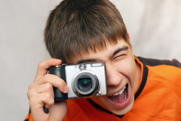 adolescent avec photo caméra
 - Photo, image