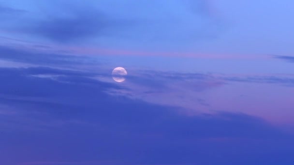 Korte tijdspanne van dalende volle maan - Video