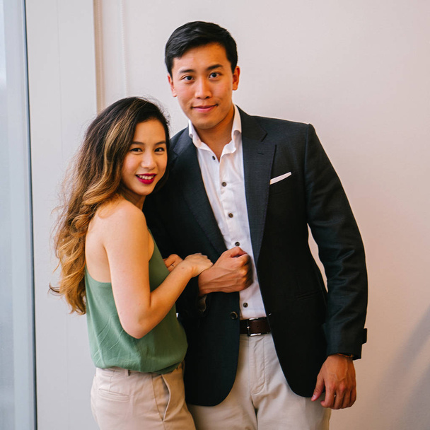 Portrait of a Chinese Asian (Singaporean) couple - Фото, изображение