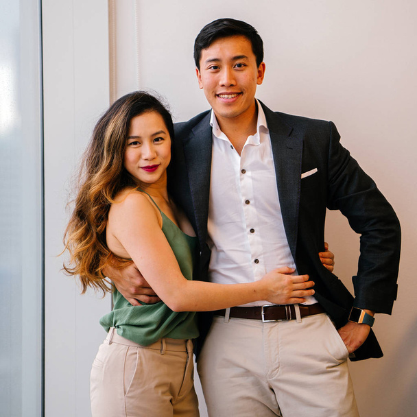 Portrait d'un couple asiatique chinois (singapourien)
 - Photo, image