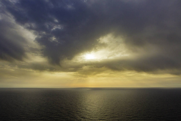 felhős naplemente - Fotó, kép