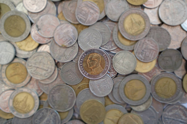 Δέκα μπατ νόμισμα, το Μπατ Ταϊλάνδης κέρμα.     - Φωτογραφία, εικόνα