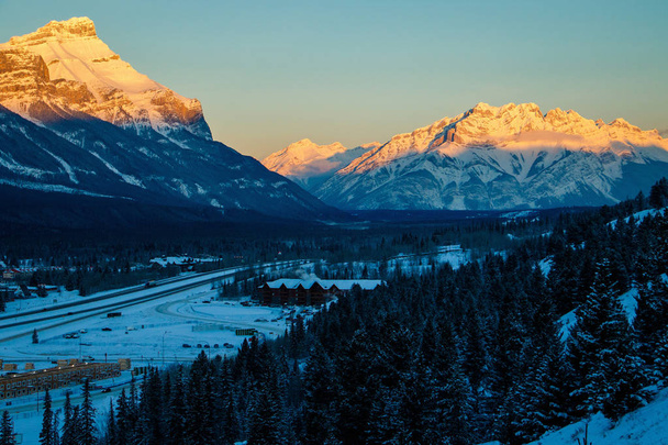 Morning view of Cascade mountain, Banff NP - Photo, Image