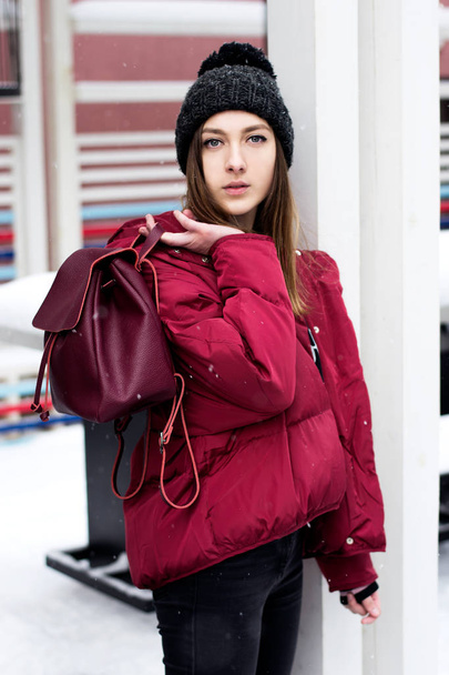 buying a new handbag in the store - Fotó, kép