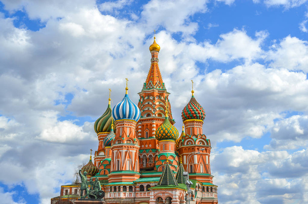 Cathédrale Saint-Basile (Place Rouge à Moscou
) - Photo, image