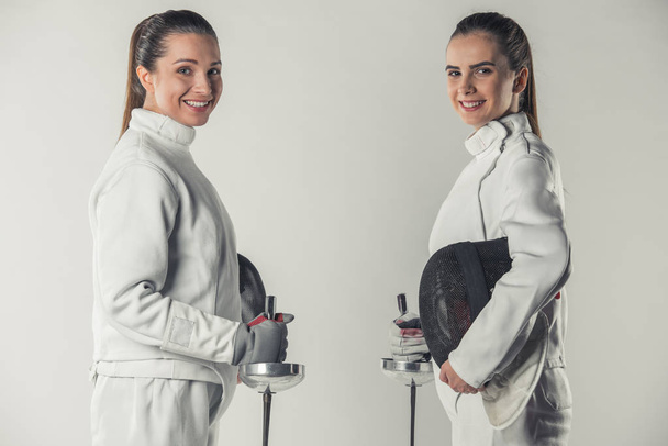 Esgrimistas femeninas hermosas
 - Foto, imagen
