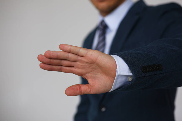 Odmítání mužských rukou gesto říká žádný muž - Fotografie, Obrázek