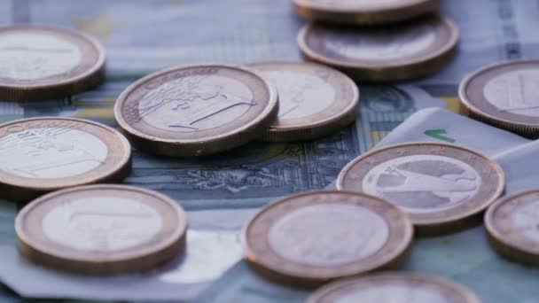 Euro-Münzen und -Scheine. Schlupfloch Rotationsschuss. - Filmmaterial, Video