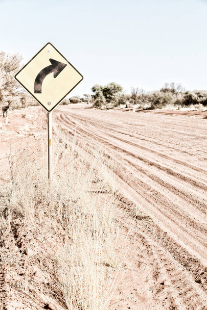  koncepcja przygody outback ulicy na pustyni - Zdjęcie, obraz
