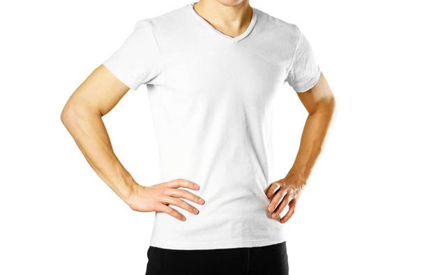 Ο τύπος με το λευκό κενό t-shirt. Ετοιμάσει για το λογότυπό σας. Απομονώνεται - Φωτογραφία, εικόνα