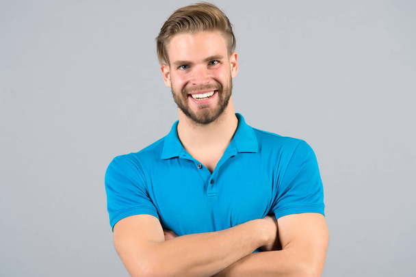 Man happy smile in blue tshirt, fashion - Фото, изображение