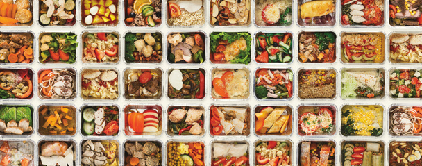 Conjunto de cajas de comida para llevar en fondo blanco
 - Foto, imagen