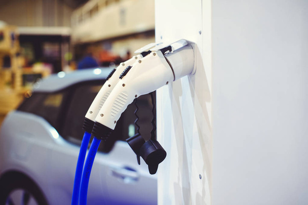 Λεπτομέρειες για την φόρτιση ηλεκτρικών οχημάτων. Πράσινο και ανανεώσιμων πηγών ενέργειας - Φωτογραφία, εικόνα