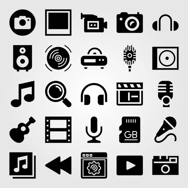 Multimedia vector icon set. musical note, mic, microphone and quaver - Вектор,изображение