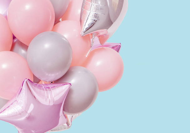 Pink birthday air balloons on mint background mockup - Foto, imagen