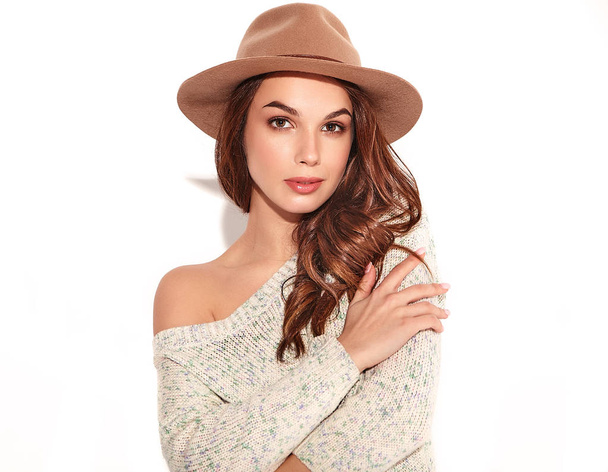 Portrait of young stylish girl model in casual summer clothes in brown hat with natural makeup isolated on white background. Looking at camera - Φωτογραφία, εικόνα