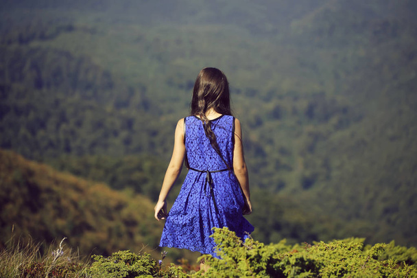 Girl in mountains - Zdjęcie, obraz