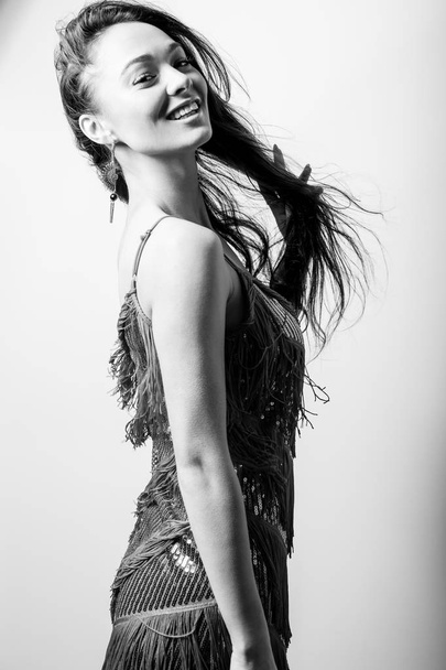 Young beautifull woman pose in studio. Black-white photo. - Foto, Imagem