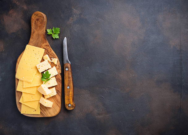 Différents types de fromage tranché
 - Photo, image