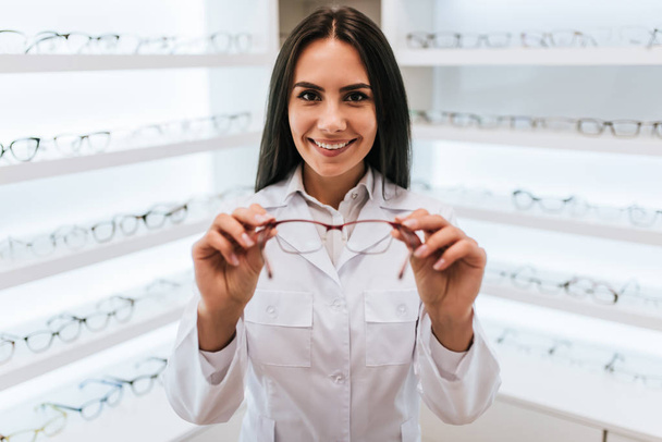 Female doctor in ophthalmology clinic - Photo, Image