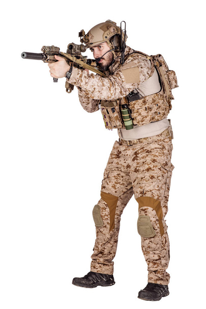 American soldier with rifle on white background. army, military and people concept - Foto, imagen