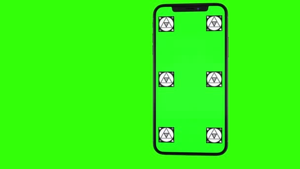Απομονωμένη έξυπνο τηλέφωνο με πράσινη οθόνη - Πλάνα, βίντεο