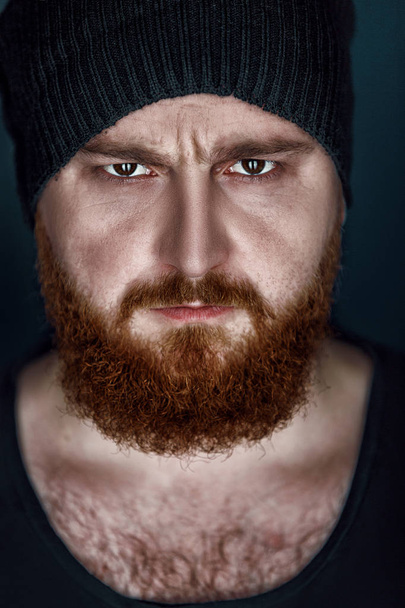 bearded man in hat - Fotografie, Obrázek