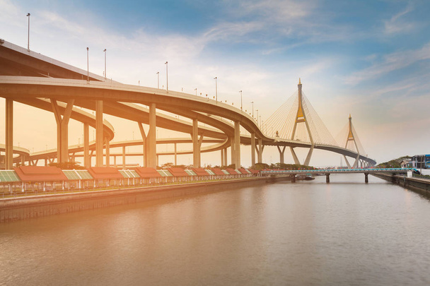 Подвесной мост Twin RAMA9, Бангкок Таиланд
 - Фото, изображение