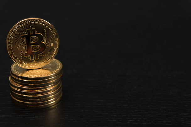 gold bitcoin coin - Foto, Bild