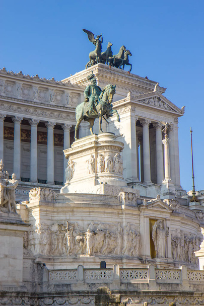 Il Vittoriano - National Monument to Victor Emmanuel II in Rome, - Zdjęcie, obraz
