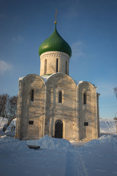 Savior Transfiguration Cathedral in Pereslavl Zalessky in the Ya - Φωτογραφία, εικόνα
