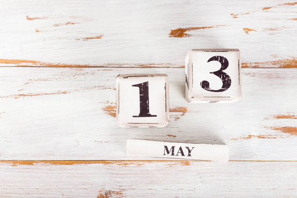 Ξύλινα μπλοκ με μητέρες ημέρα ημερομηνία, 13 Μαΐου, για το έτος 2018 - Φωτογραφία, εικόνα