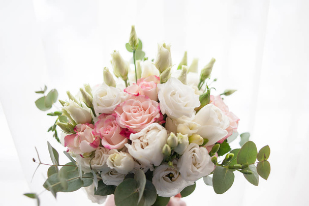 美しい結婚式の花嫁の花束 - 写真・画像