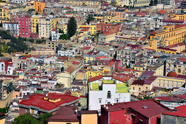 Olaszország, Nápoly, közel a kerület Stella és a Corso Vittorio Emanuele területen - Fotó, kép