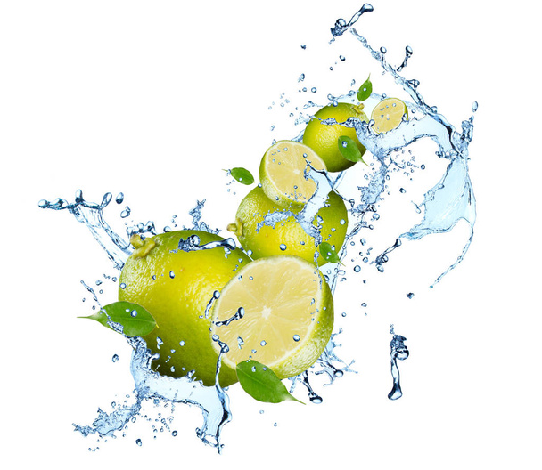 Water splash with citrus fruits. LIme in water motion. Abstract object.  - Foto, Imagem