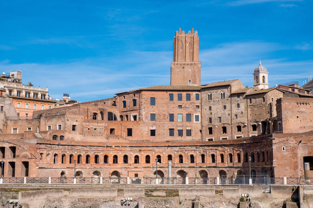 Trajan's αγορά ορόσημο της Ρώμης, Ιταλία - Φωτογραφία, εικόνα