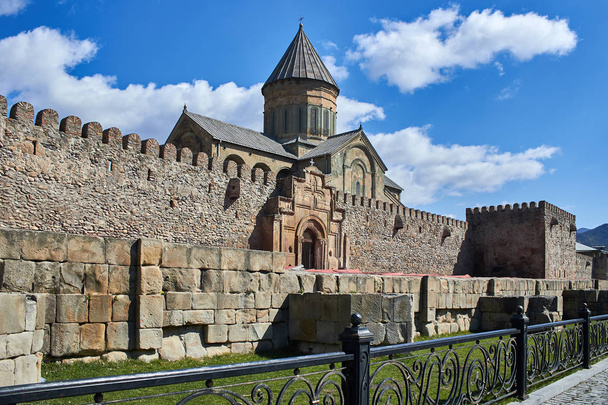 Castillo de Narikala en Tiflis, Georgia
. - Foto, Imagen