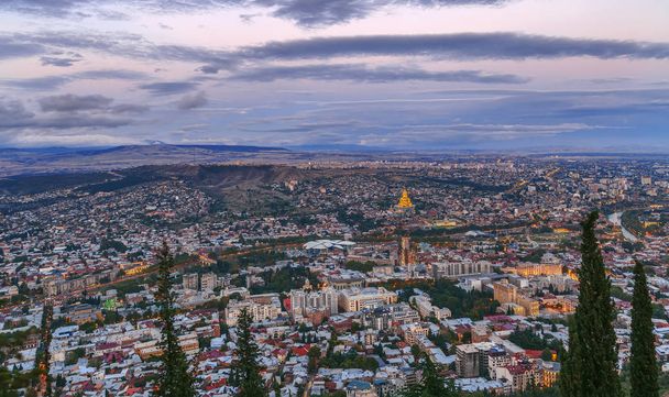 άποψη της Τιφλίδας, Γεωργία - Φωτογραφία, εικόνα