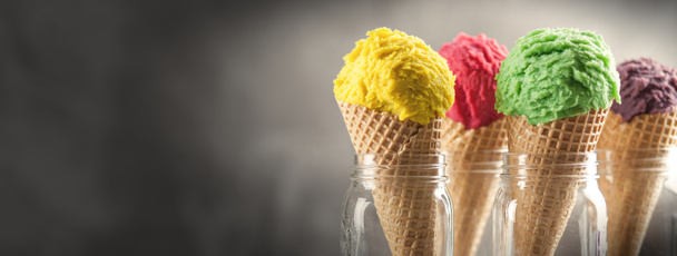 cono de helado - Foto, Imagen