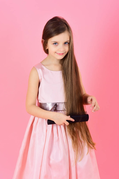 Beauty and fashion, childhood, healthy hair. - Foto, Imagen