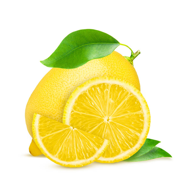 Limão. Fruta com metade e folhas isoladas em branco
 - Foto, Imagem