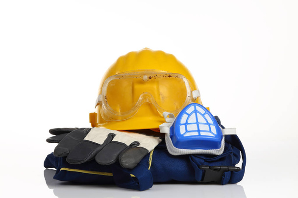 casco amarillo equipo de seguridad
 - Foto, Imagen