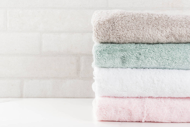 Stack serviettes de bain propres
 - Photo, image