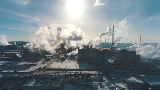 Химический завод по переработке ДСП и дымовой трубы мебельной фабрики
 - Кадры, видео