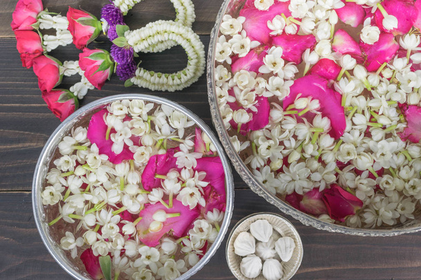 Thaise garland bloemen - Foto, afbeelding